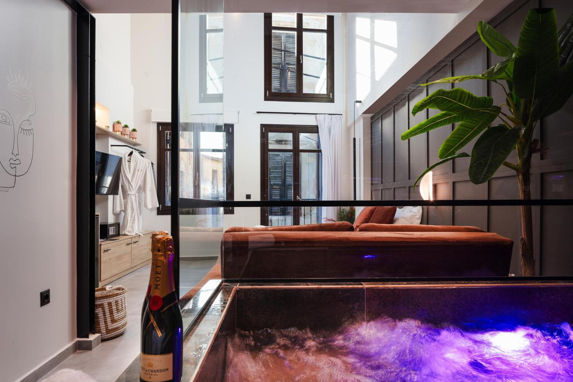My Luxury Suites - Old Town Rethymno ภายนอก รูปภาพ